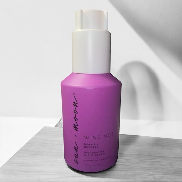 Sun + Moon  wine not? Repair + Reverse Restorative Night Cream case of 6 - Picture 6 of 10